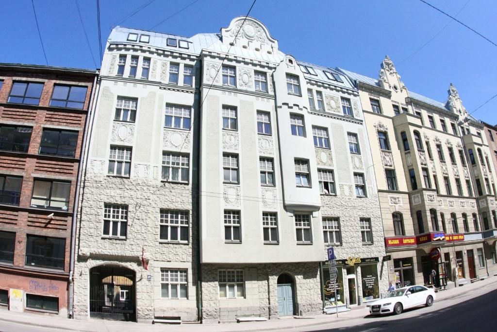 Апартаменты Sunlit Loft Apartment Riga Рига-60