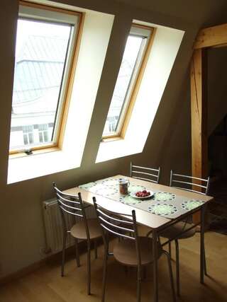 Апартаменты Sunlit Loft Apartment Riga Рига Апартаменты с 2 спальнями-16
