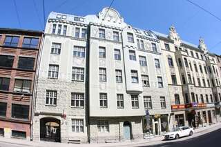 Апартаменты Sunlit Loft Apartment Riga Рига Апартаменты с 2 спальнями-57