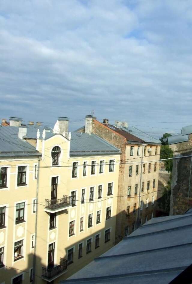 Апартаменты Sunlit Loft Apartment Riga Рига-45